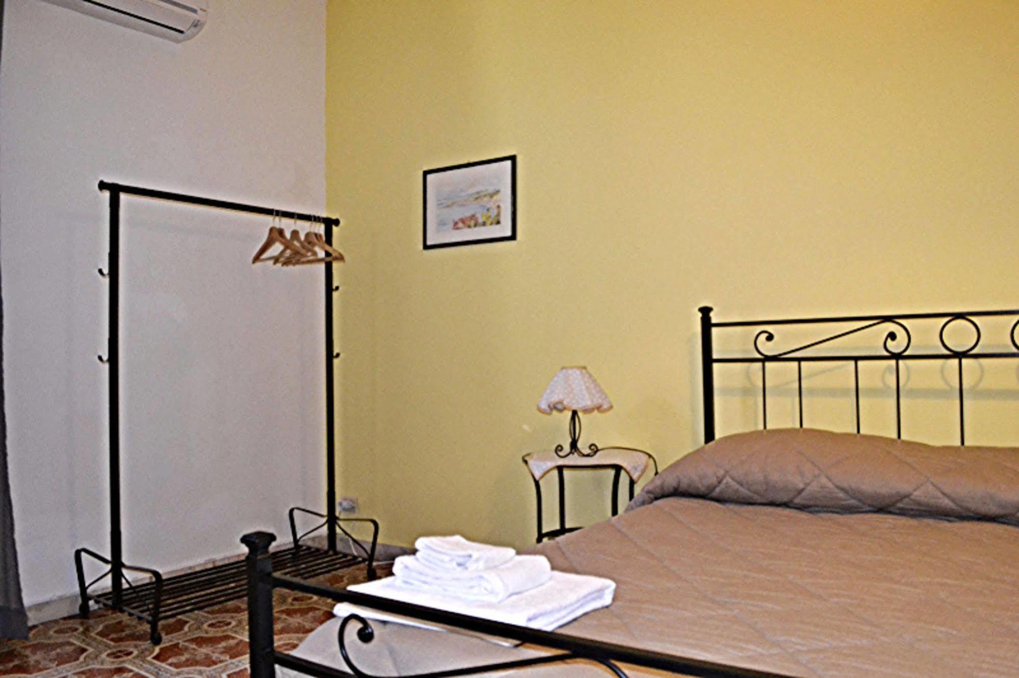 Catania Inn Rooms Exteriör bild